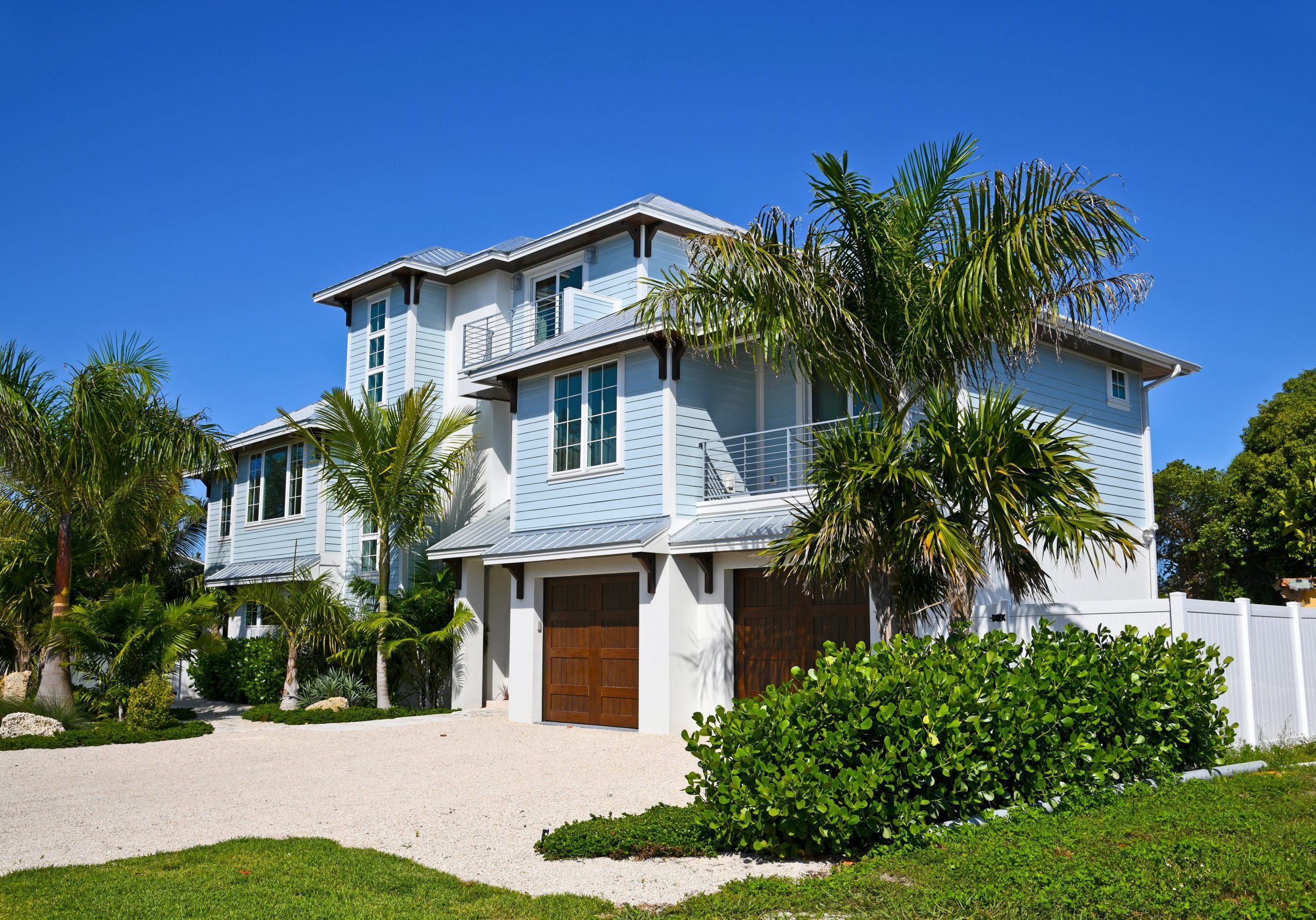 A Beautiful Florida House Near the Beach for Rent or Sale. Make a Great Rental Property